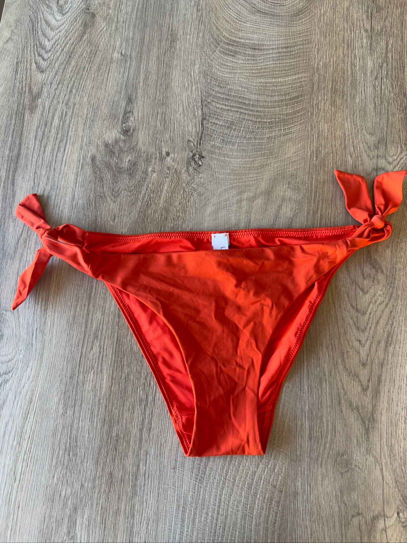 Bas de maillot culotte Etam rouge – Taille S – Nœuds sur les côtés